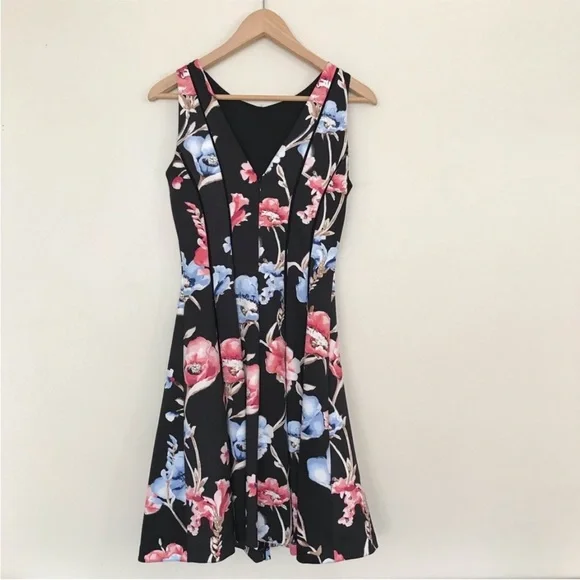 White House Black Market Floral Fit & Flare Dress - Picture 9 of 16